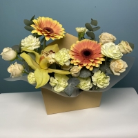 Композиция к 14 февраля &quot;Яркая&quot;