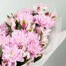 Букет из хризантем и альстромерий