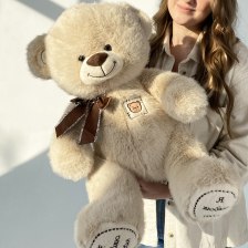 Бежевый мишка