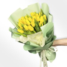 Букет из 25 желтых тюльпанов