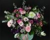 Коробочка с цветами №2 с кустовыми хризантемами и ирисами