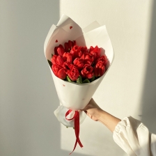 Букет из 15 тюльпанов (цвет из имеющихся)