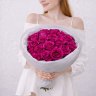 Акция! Букет из 25 ярко-розовых роз 60см с оформлением
