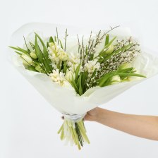 Весенний букет 