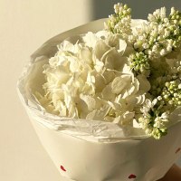 Букет из гортензии и сирени