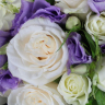 Букет невесты с розами и эустомой