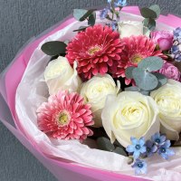 Букет из роз и герберы