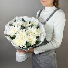 Букет из 9 белых хризантем