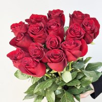 Букет из 15 красных роз 80 см по акции